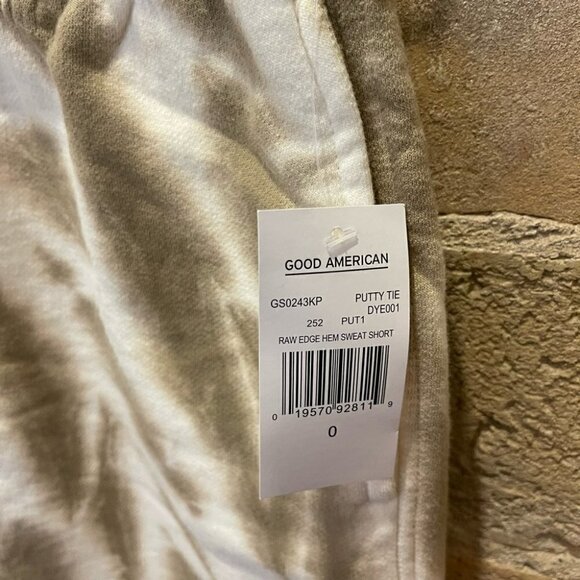 Good American Boyfriend Sweatshort Putty Tie Dye001 Sz 0 - Picture 4 of 6